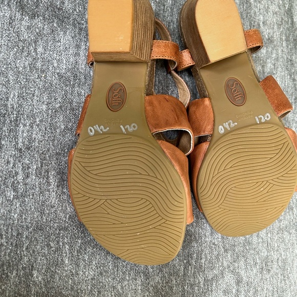 NEW Sofft Melina Size 9.5 Leather Buckle Ankle Strap Open Toe Block Heel Sandals - Picture 13 of 16